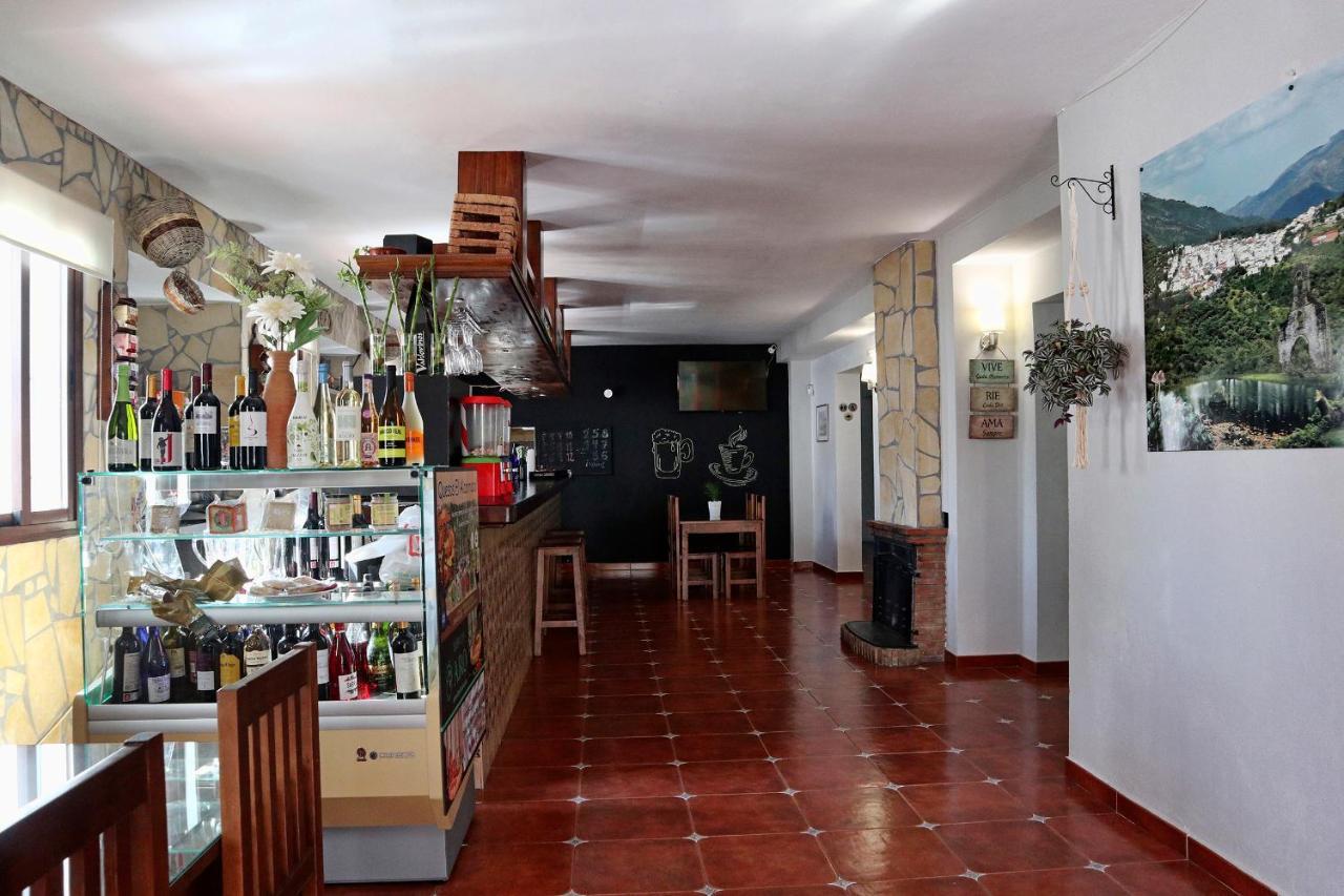 Hotel Rural & Restaurante Las Camaretas Cortes de la Frontera Exterior foto